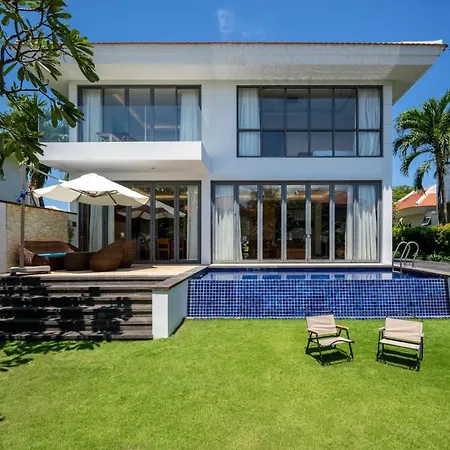 Ocean Beach Resort Da Nang Exterior photo
