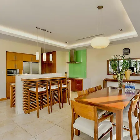Ocean Beach Resort Da Nang Room photo