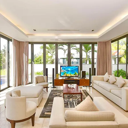 Ocean Beach Resort Da Nang Room photo