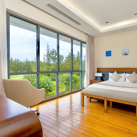 Ocean Beach Resort Da Nang Room photo