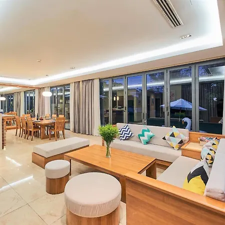 Ocean Beach Resort Da Nang Exterior photo