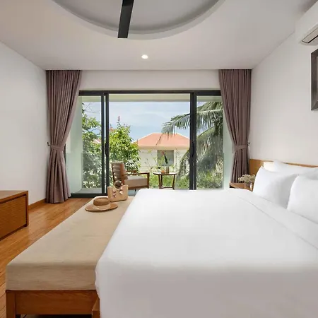 Ocean Beach Resort Da Nang Room photo