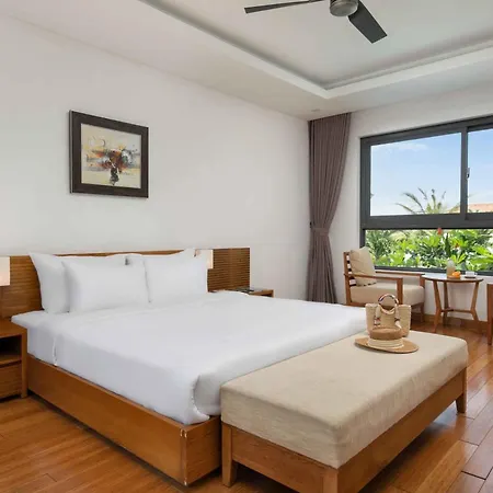 Ocean Beach Resort Da Nang Exterior photo