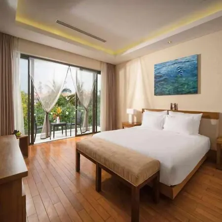 Ocean Beach Resort Da Nang Room photo