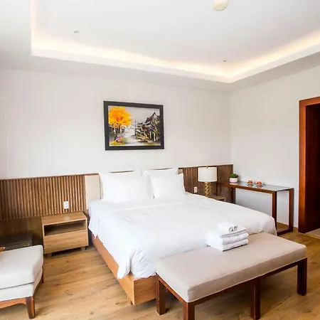 Ocean Beach Resort Da Nang Room photo
