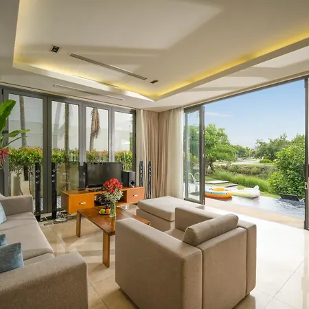 Ocean Beach Resort Da Nang Room photo