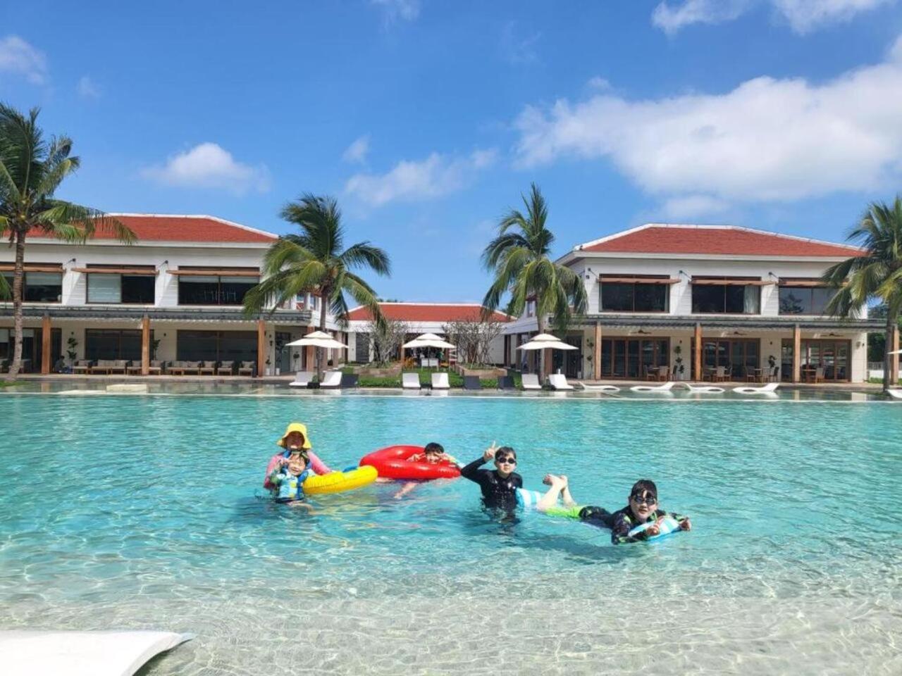 Ocean Villa